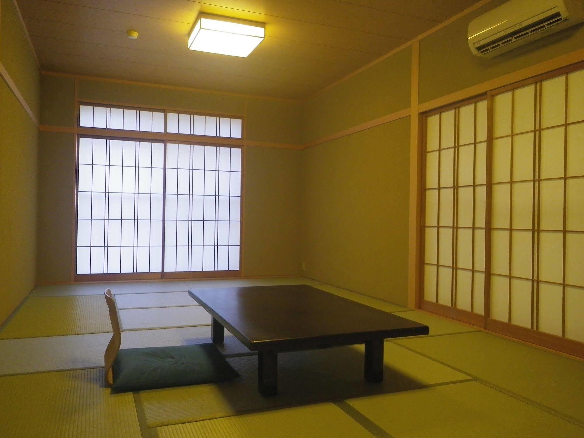 Kanko Hotel Tamaru Nara Esterno foto